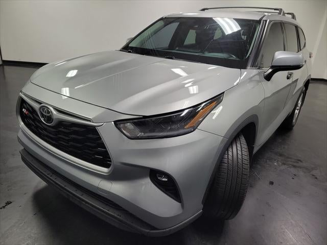 2021 Toyota Highlander LE