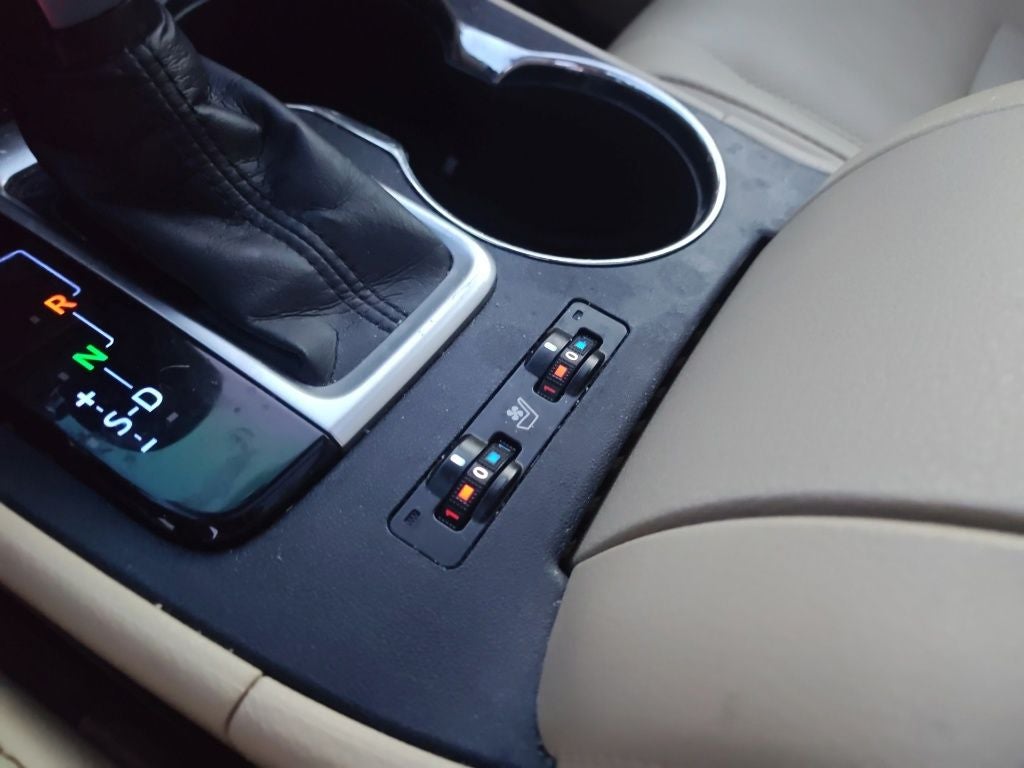 2018 Toyota Highlander Hybrid Limited Platinum