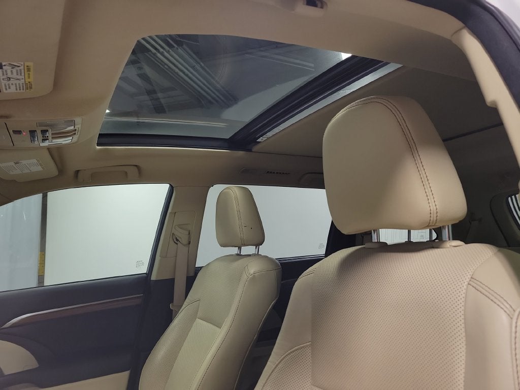 2018 Toyota Highlander Hybrid Limited Platinum