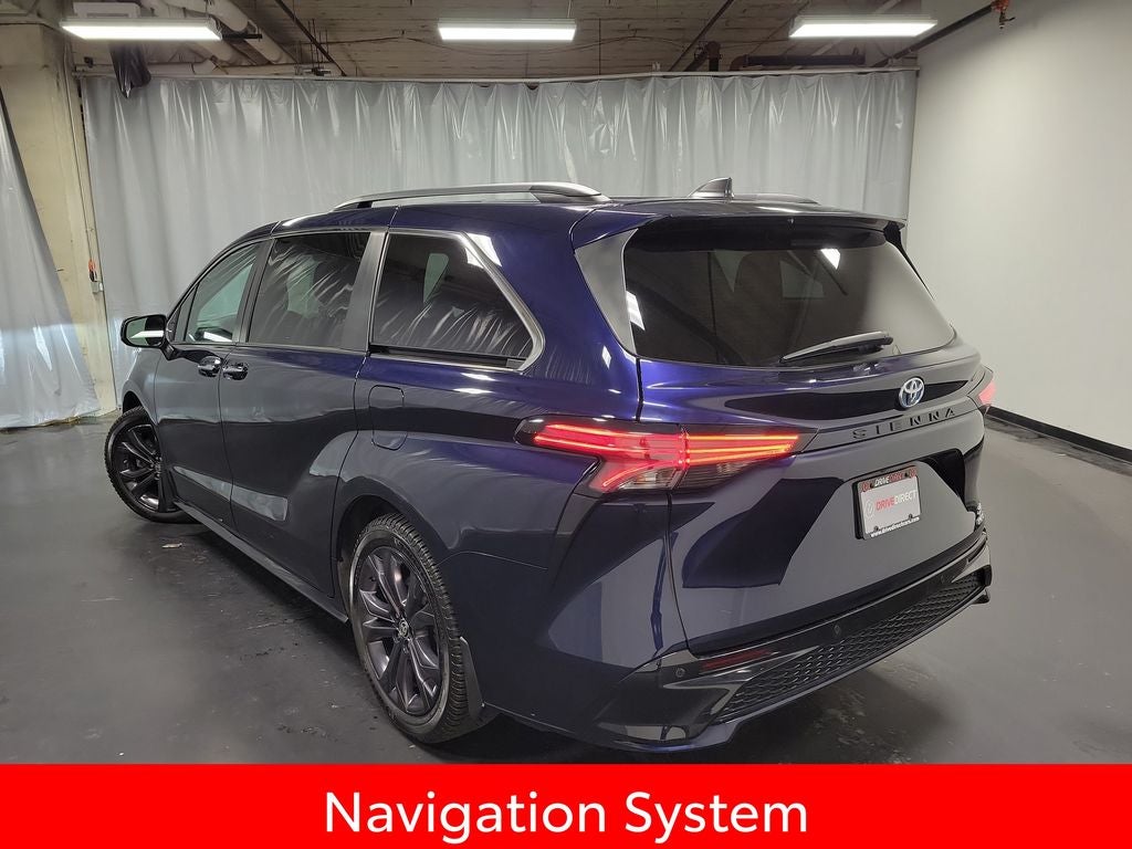 2022 Toyota Sienna XSE 7 Passenger