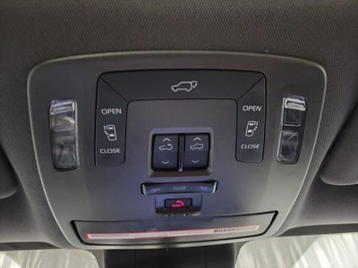 2022 Toyota Sienna XSE 7 Passenger