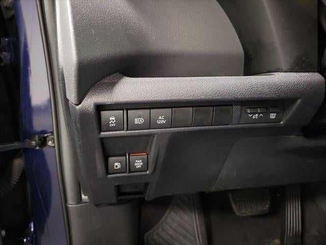 2022 Toyota Sienna XSE 7 Passenger