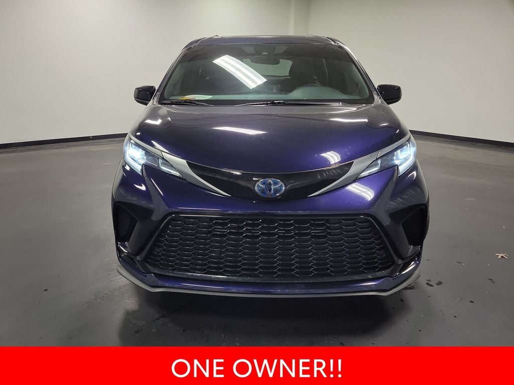 2023 Toyota Sienna XSE 7 Passenger