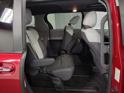 2023 Toyota Sienna XSE 7 Passenger