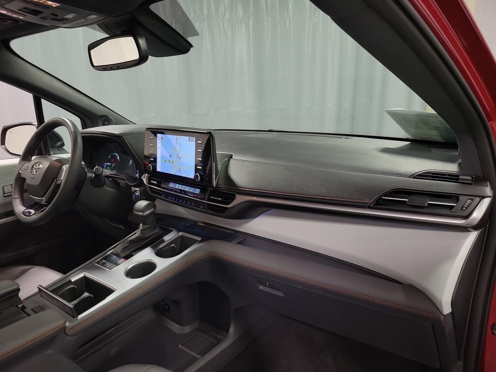 2023 Toyota Sienna XSE 7 Passenger