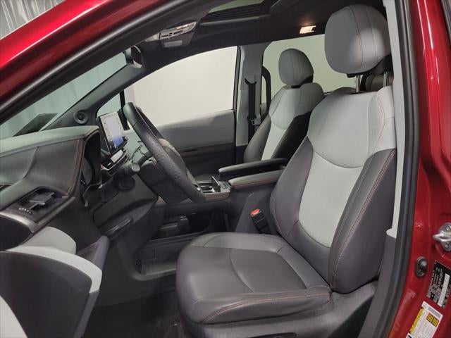2023 Toyota Sienna XSE 7 Passenger