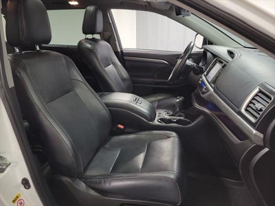 2019 Toyota Highlander Limited Platinum