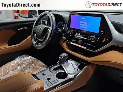 2026 Toyota Highlander Hybrid Platinum