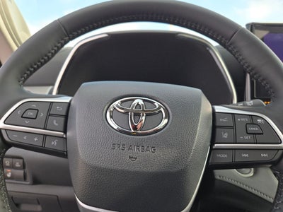 2026 Toyota Highlander Hybrid Platinum