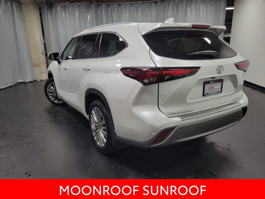 2026 Toyota Highlander Hybrid Platinum