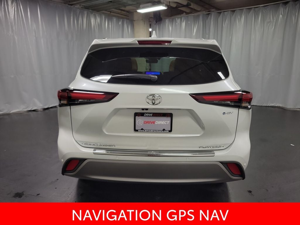2026 Toyota Highlander Hybrid Platinum