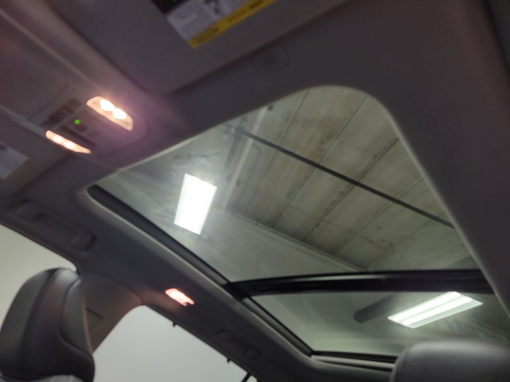 2023 Toyota Highlander Hybrid Platinum