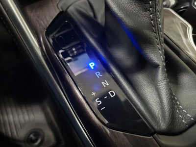 2023 Toyota Highlander Hybrid Platinum