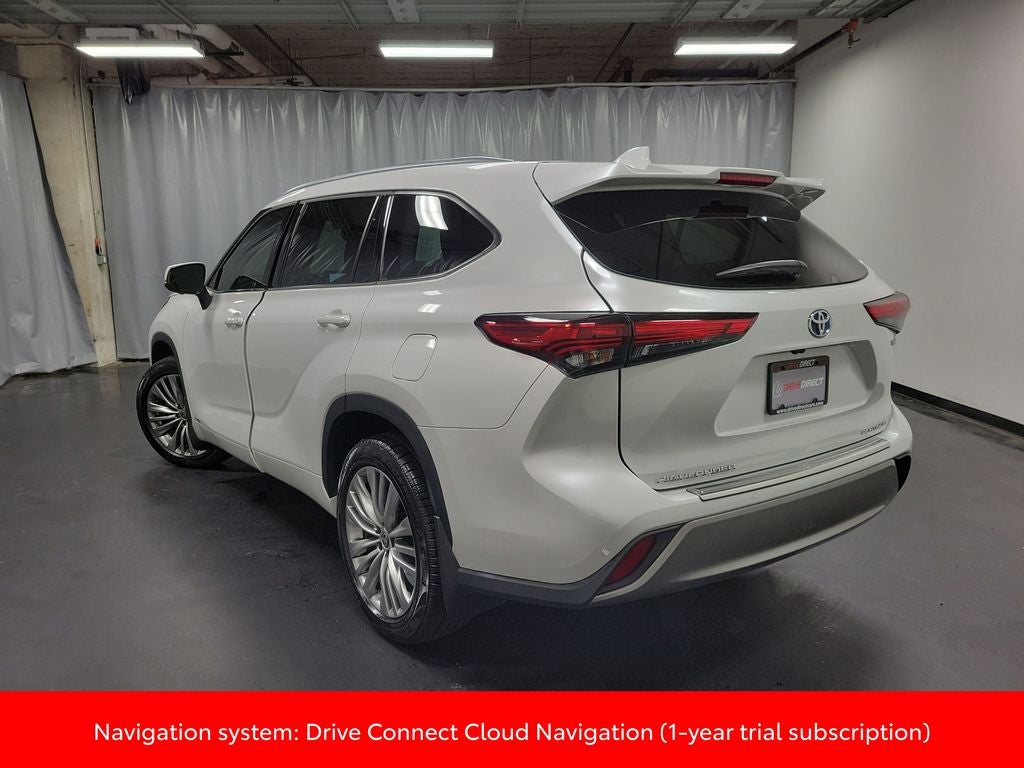 2023 Toyota Highlander Hybrid Platinum