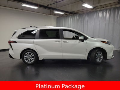2024 Toyota Sienna Platinum 7 Passenger
