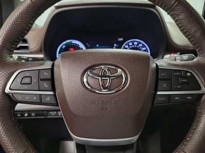 2024 Toyota Sienna Platinum 7 Passenger