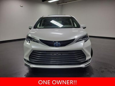 2024 Toyota Sienna Platinum 7 Passenger