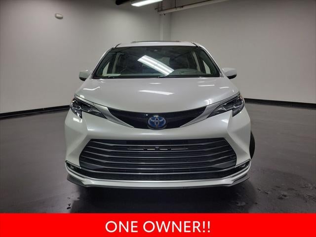 2024 Toyota Sienna Platinum 7 Passenger