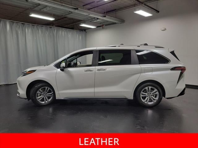 2024 Toyota Sienna Platinum 7 Passenger