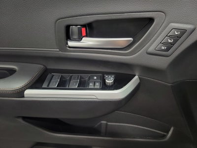 2025 Toyota Sienna Platinum 7 Passenger