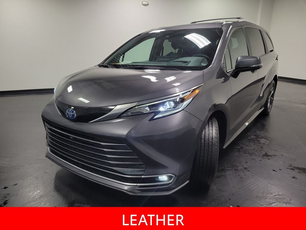 2025 Toyota Sienna Platinum 7 Passenger