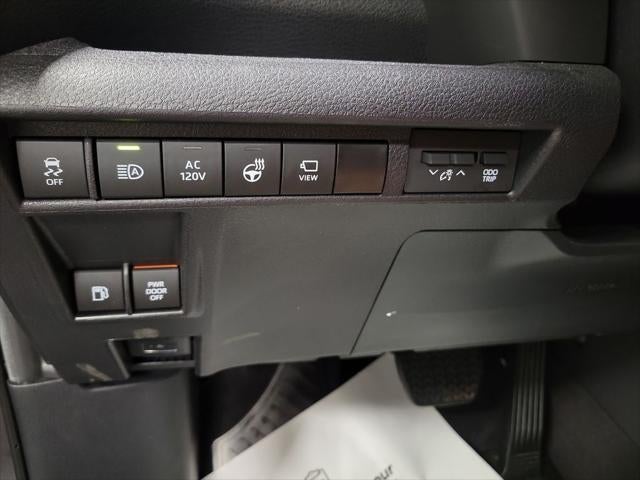 2025 Toyota Sienna Platinum 7 Passenger