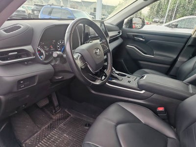 2021 Toyota Highlander Hybrid XLE