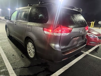 2011 Toyota Sienna LE