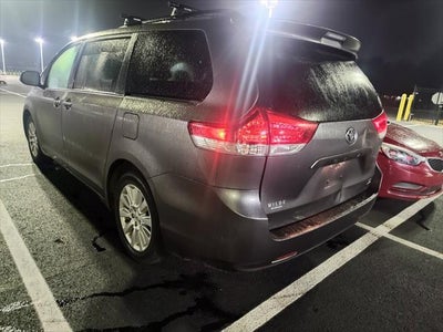 2011 Toyota Sienna LE