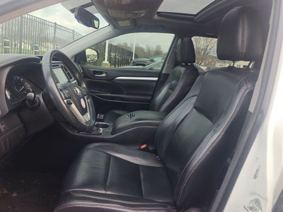 2016 Toyota Highlander XLE V6