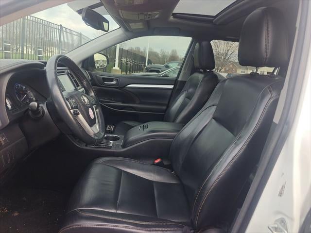 2016 Toyota Highlander XLE V6