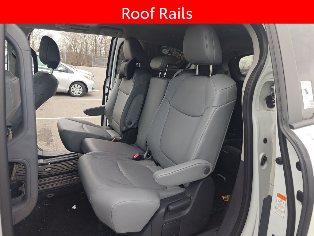 2024 Toyota Sienna XLE 8 Passenger