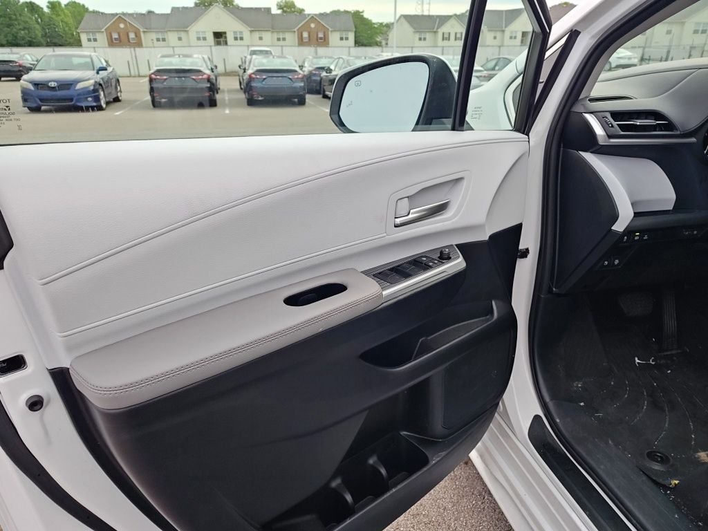 2025 Toyota Sienna XLE 7 Passenger