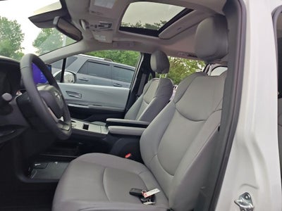 2025 Toyota Sienna XLE 7 Passenger