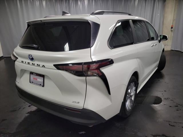 2025 Toyota Sienna XLE 7 Passenger