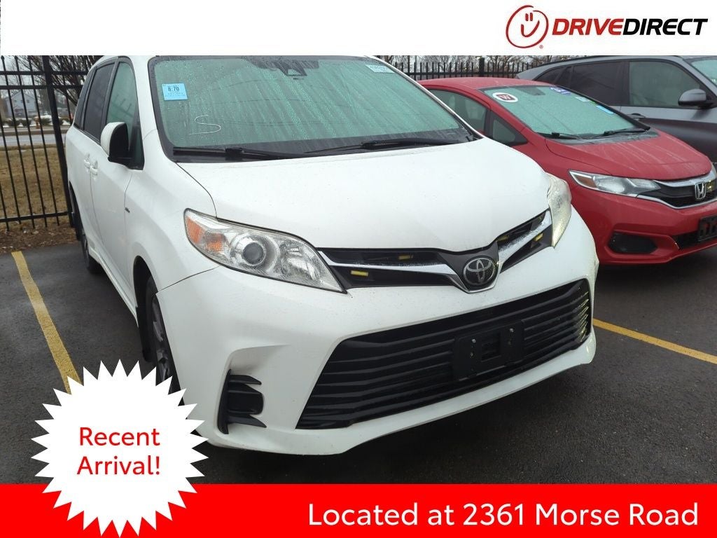 2020 Toyota Sienna LE 7 Passenger