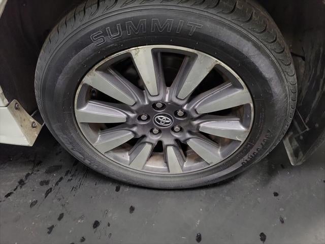 2020 Toyota Sienna LE 7 Passenger