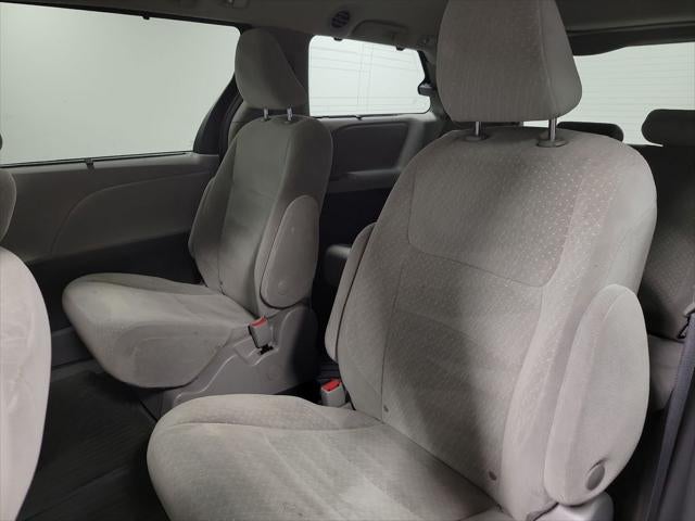 2020 Toyota Sienna LE 7 Passenger