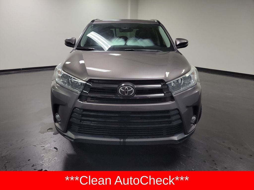 2017 Toyota Highlander SE