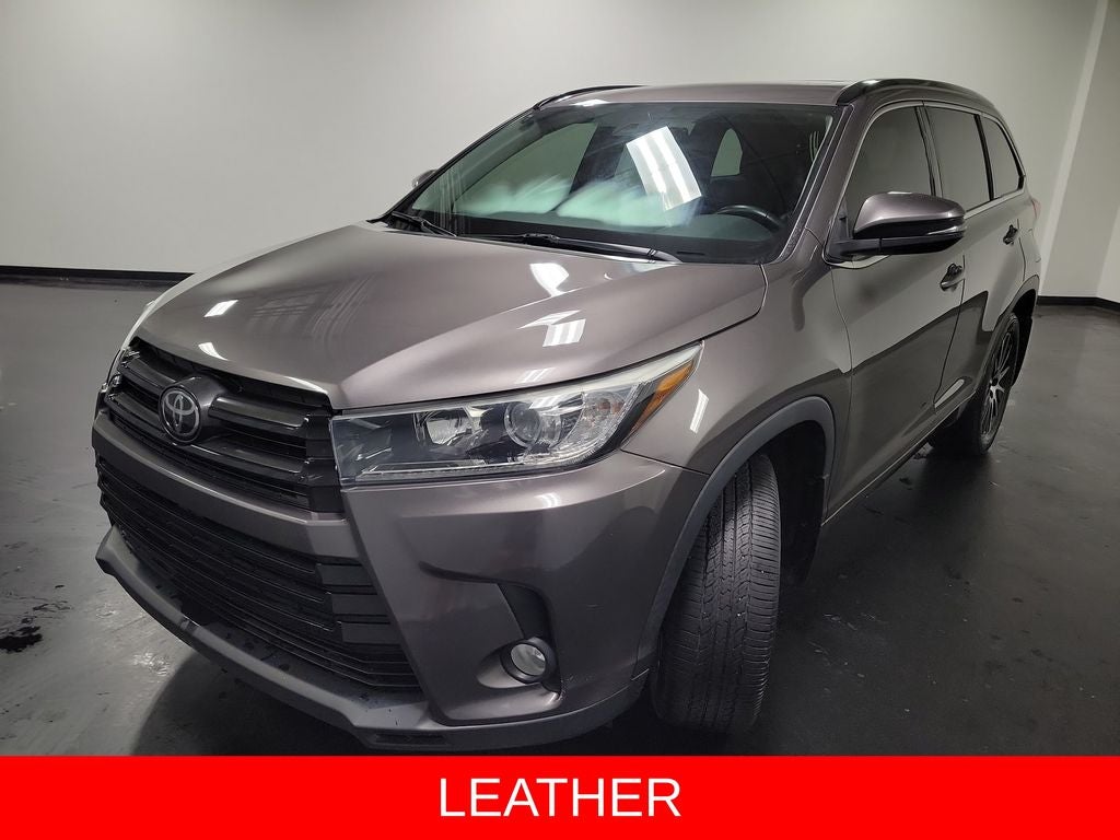 2017 Toyota Highlander SE