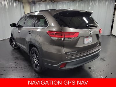 2017 Toyota Highlander SE