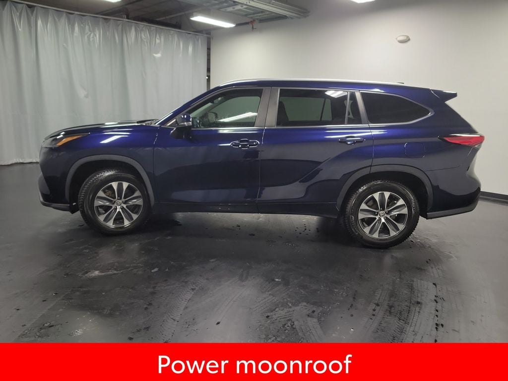 2023 Toyota Highlander Hybrid XLE