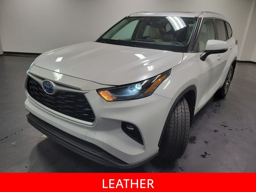 2024 Toyota Highlander Hybrid XLE
