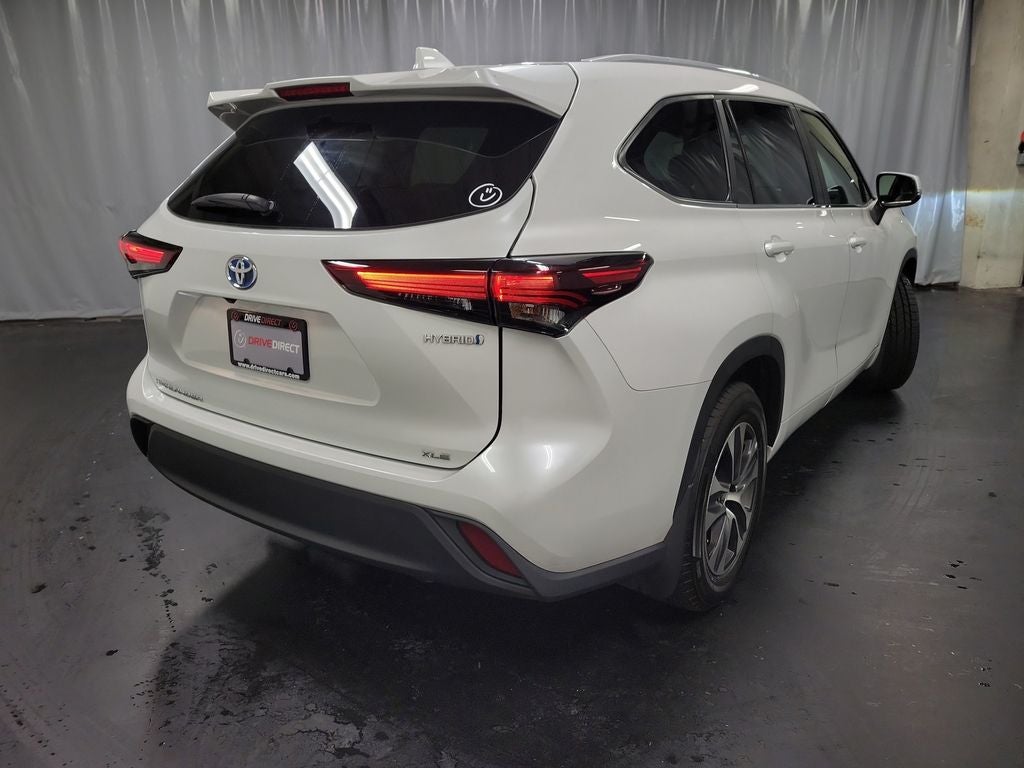 2024 Toyota Highlander Hybrid XLE