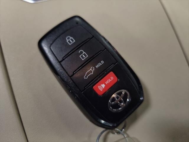 2024 Toyota Highlander Hybrid XLE
