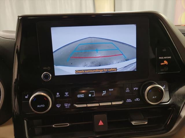 2024 Toyota Highlander Hybrid XLE