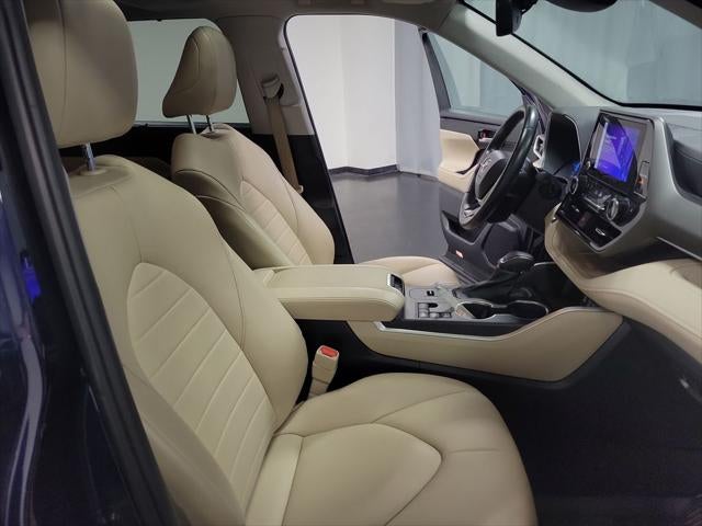 2023 Toyota Highlander Hybrid XLE