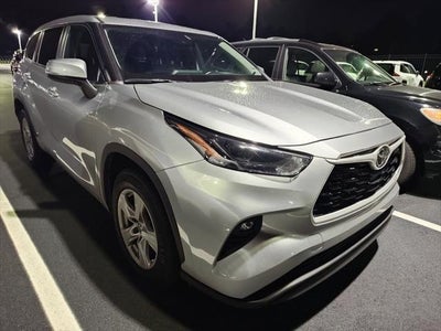 2024 Toyota Highlander LE