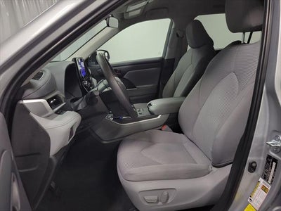 2023 Toyota Highlander L