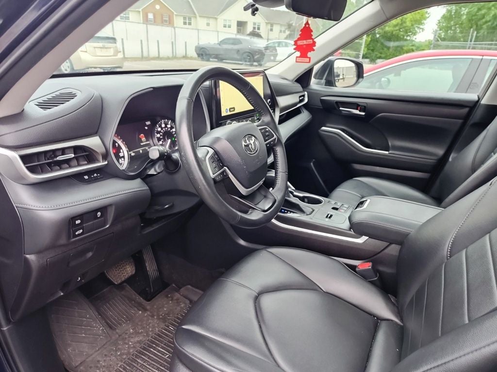 2023 Toyota Highlander XLE
